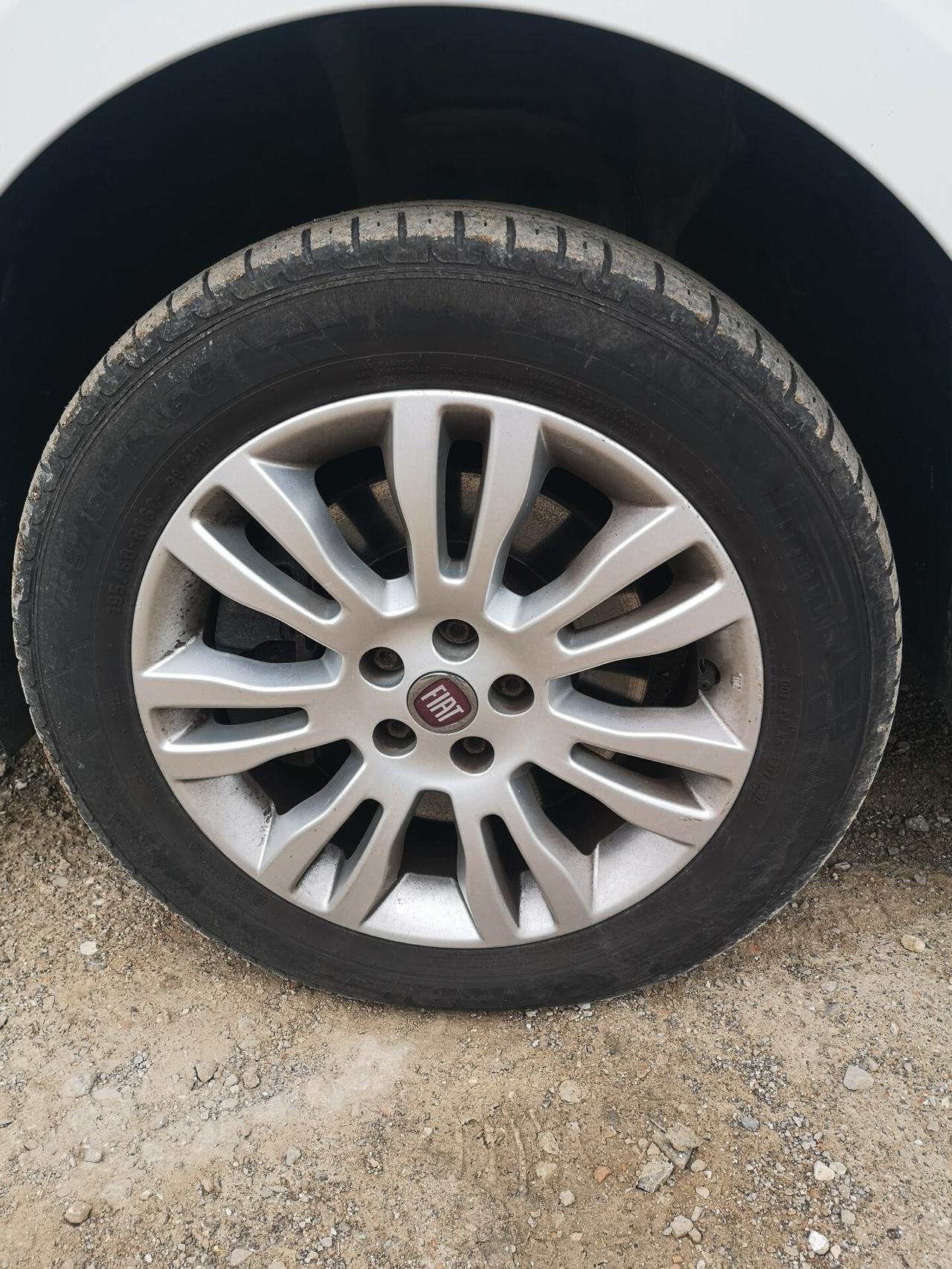 Fiat Doblo Doblò 1.4 16v 95CV - 7 POSTI