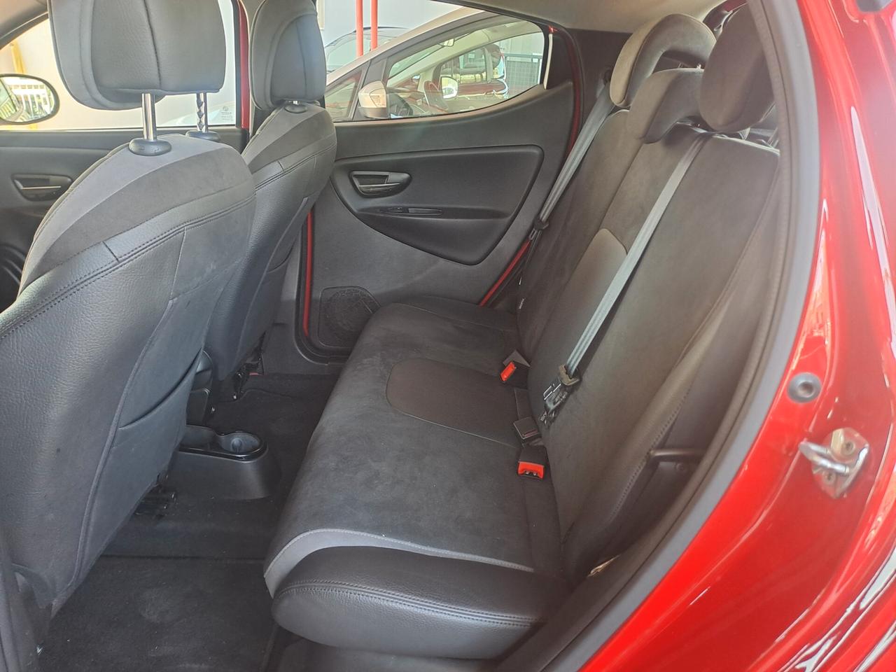 Lancia Ypsilon 1.3 MJT 16V 95 CV 5 porte S&S Platinum