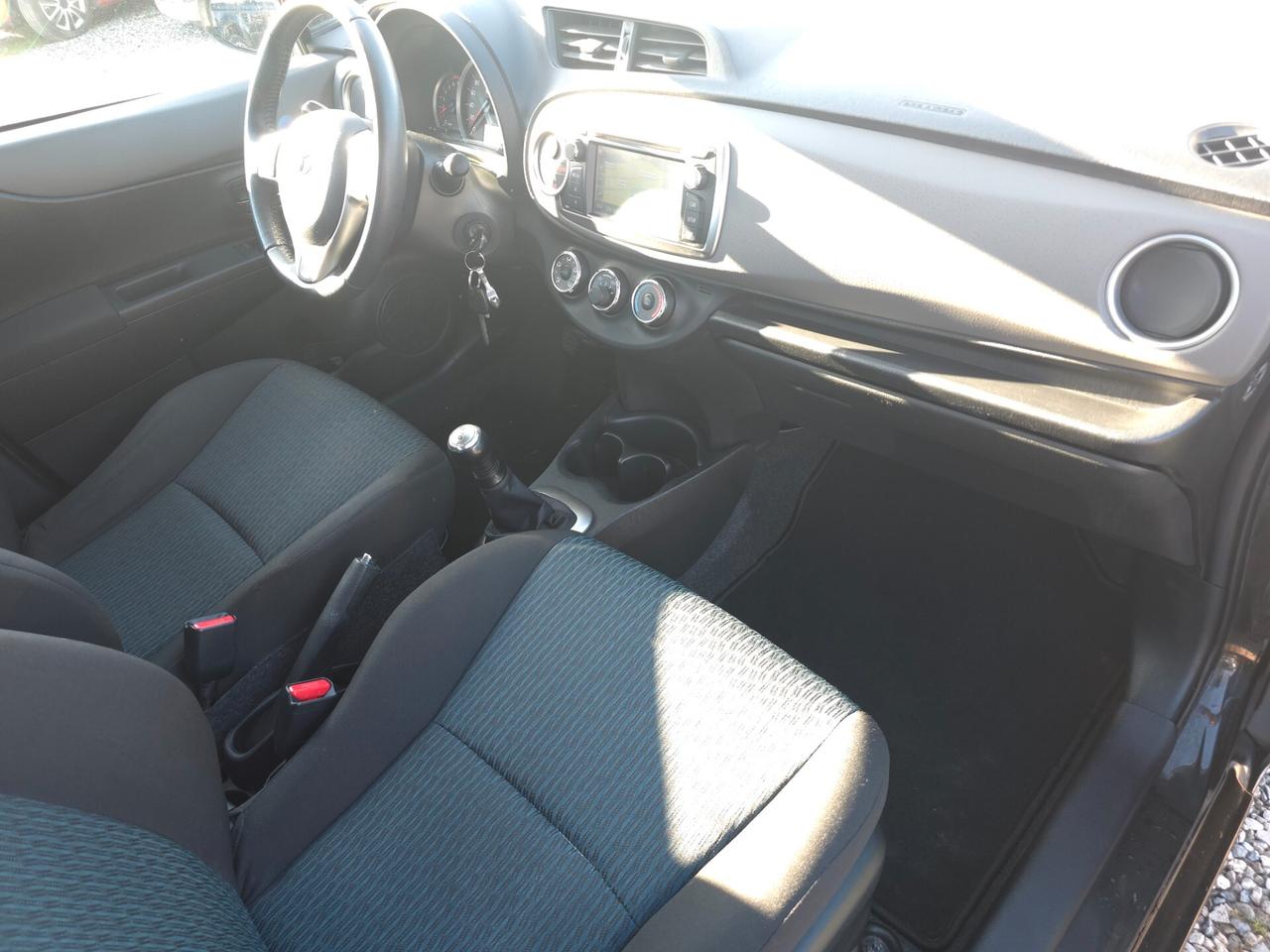 Toyota Yaris 1.0 5 porte Lounge