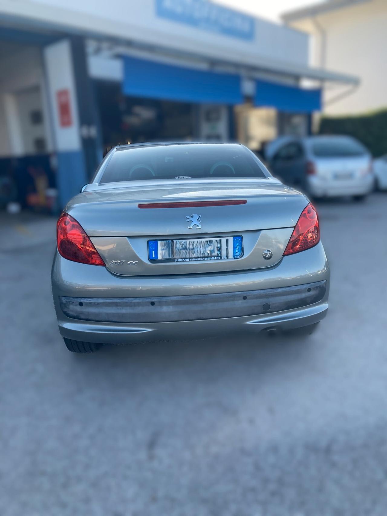 Peugeot 207 1.6 VTi 120CV CC Féline