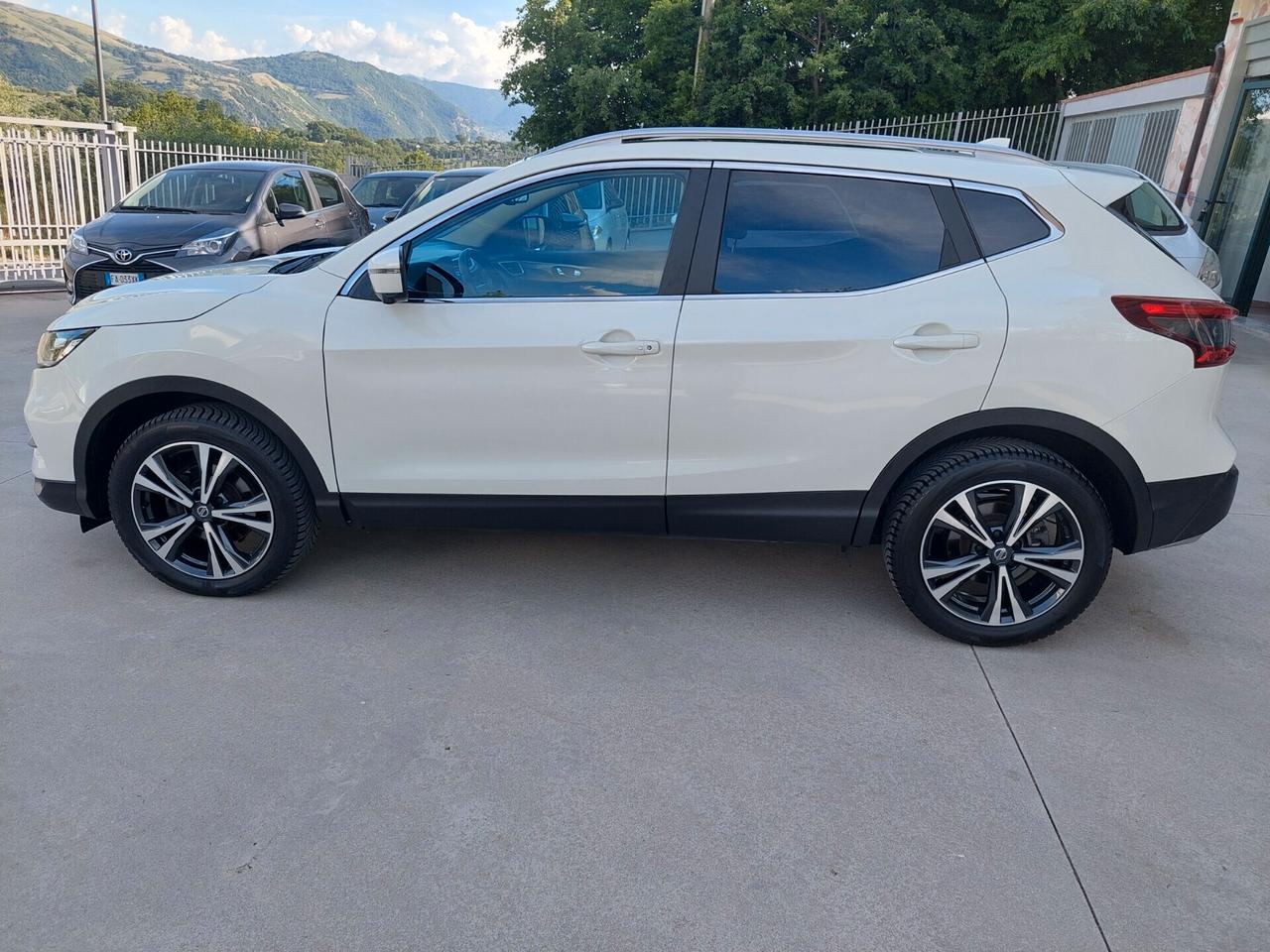 Nissan Qashqai 1.6 dCi 131CV STRA FULL NUOVISSIMO