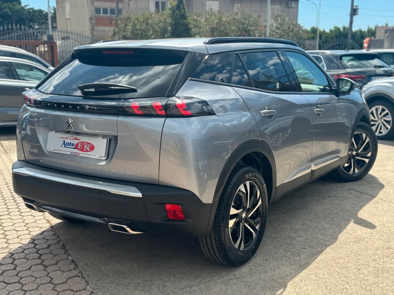 Peugeot 2008 PureTech 130 S&S EAT8 Allure