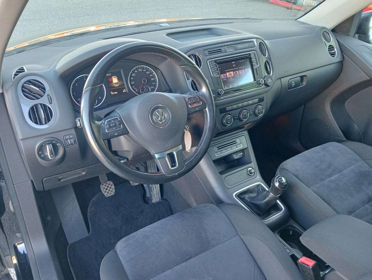 Volkswagen Tiguan 2.0TDI 110cv Sport UNIPROPRIETARIO