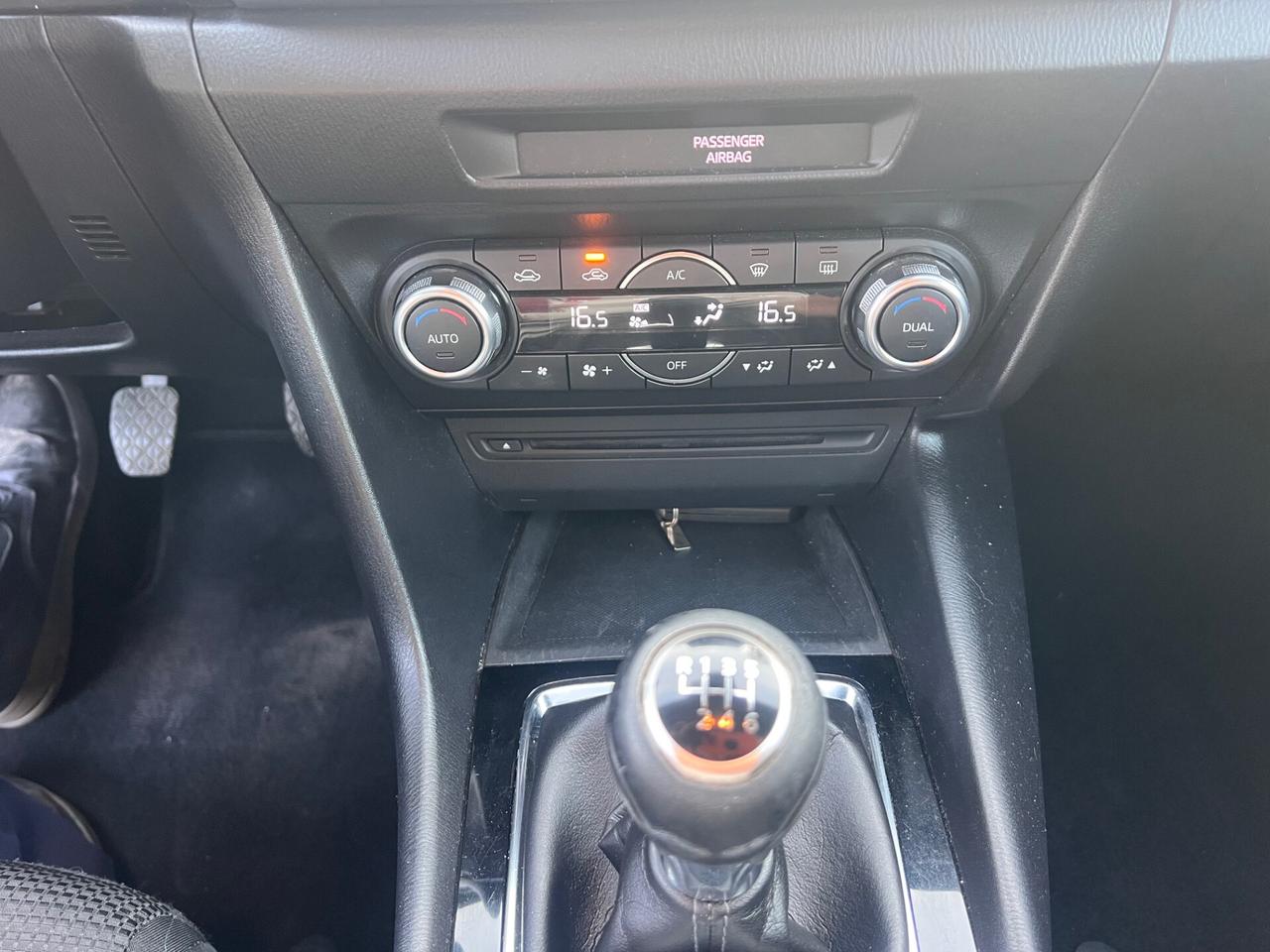 Mazda 3 Mazda3 1.5 Skyactiv-D Evolve Plus
