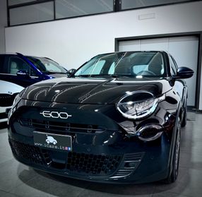 Fiat 600 1.2 110cv Hybrid DCT Icon