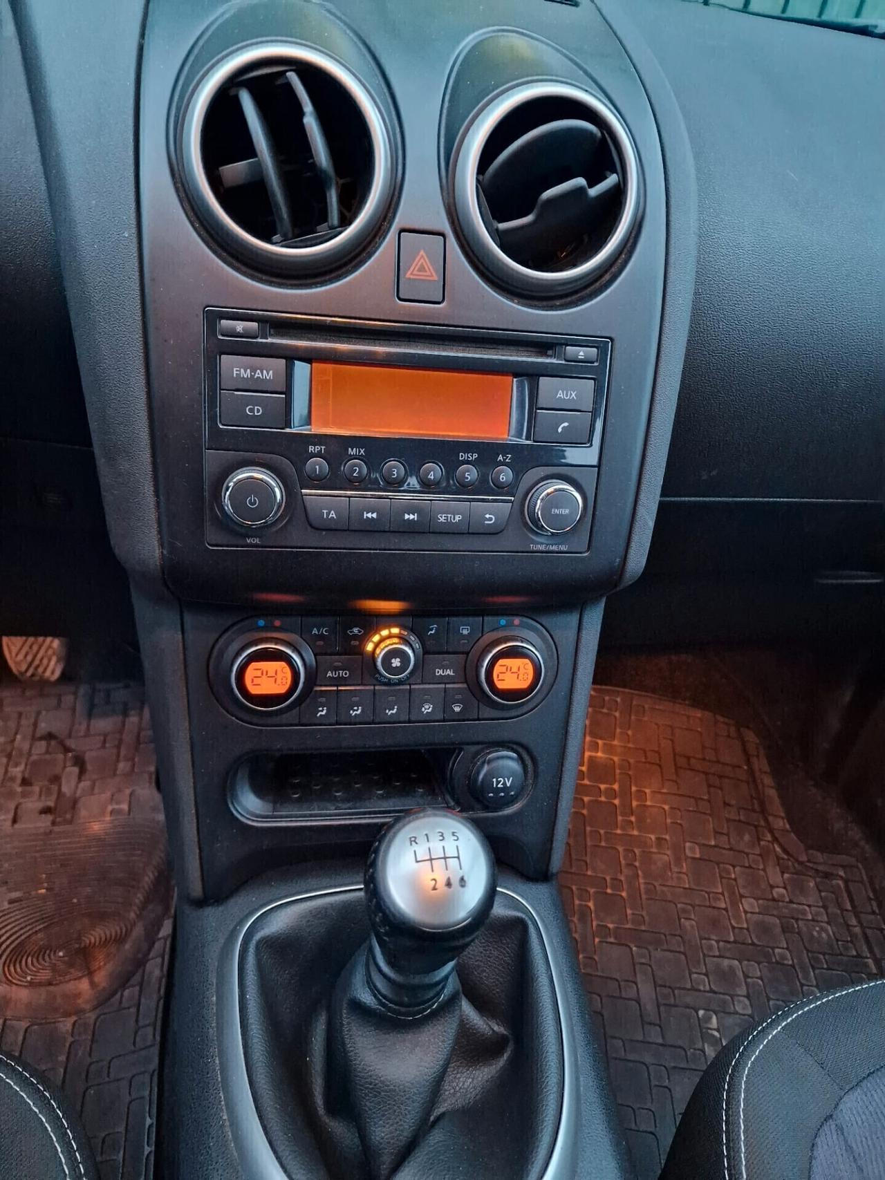 Nissan Qashqai 2.0 dCi DPF Tekna