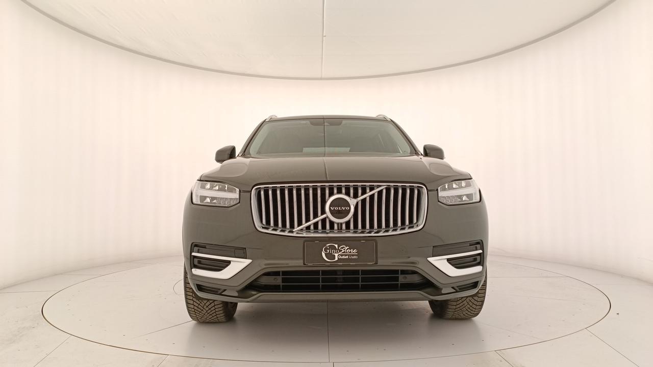 VOLVO XC90 2.0 b5 Momentum Pro awd 7p.ti geartronic
