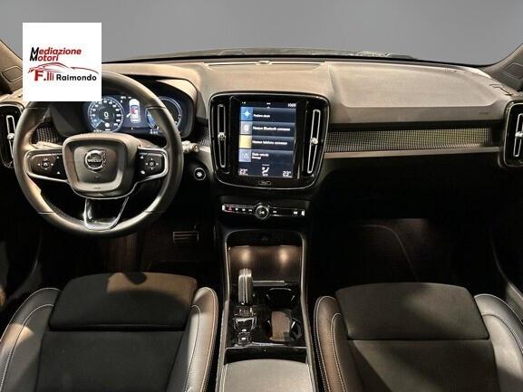 Volvo XC40 T5 Plug-in Hybrid R-design