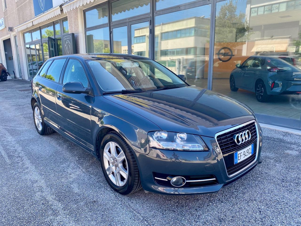 Audi A3 1.6 TDI 90cv - 2011
