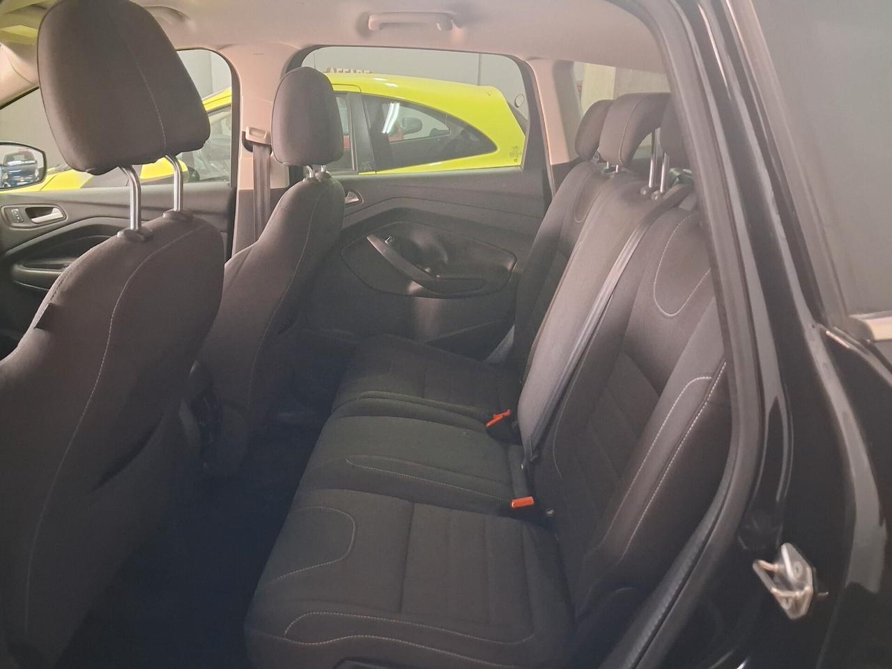 Ford Kuga 2.0 TDCi 140 CV Titanium unico prop 2013