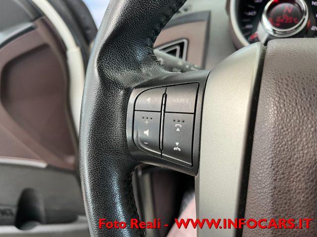 MAHINDRA XUV500 2.2 16V AWD W8 7 POSTI