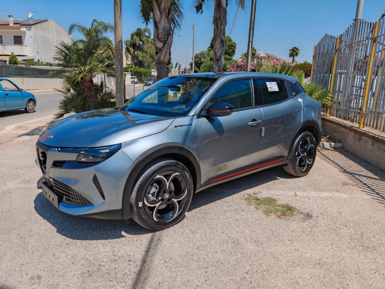 Alfa Romeo Junior 1.2 136 CV Hybrid eDCT6 Speciale