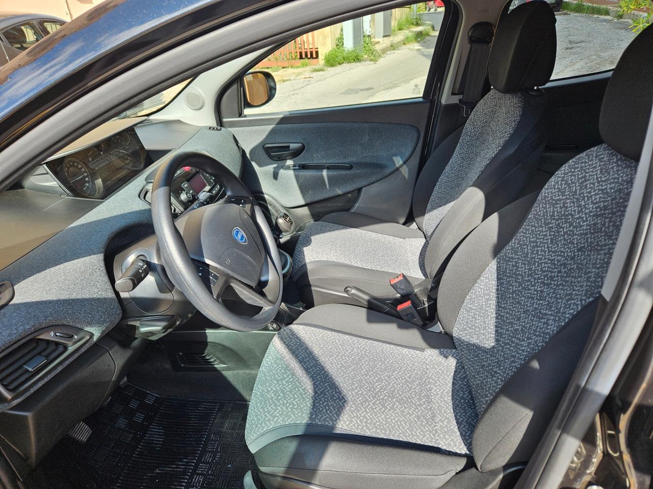 LANCIA YPSILON 1000 NOVEMBRE 2022 CHILOMETRI CERTI