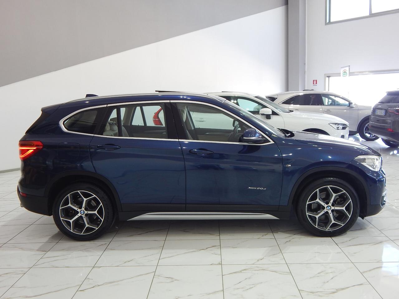 BMW X1 xdrive20d xLine Aut. TETTO-NAVI-PELLE-PARK-XENON