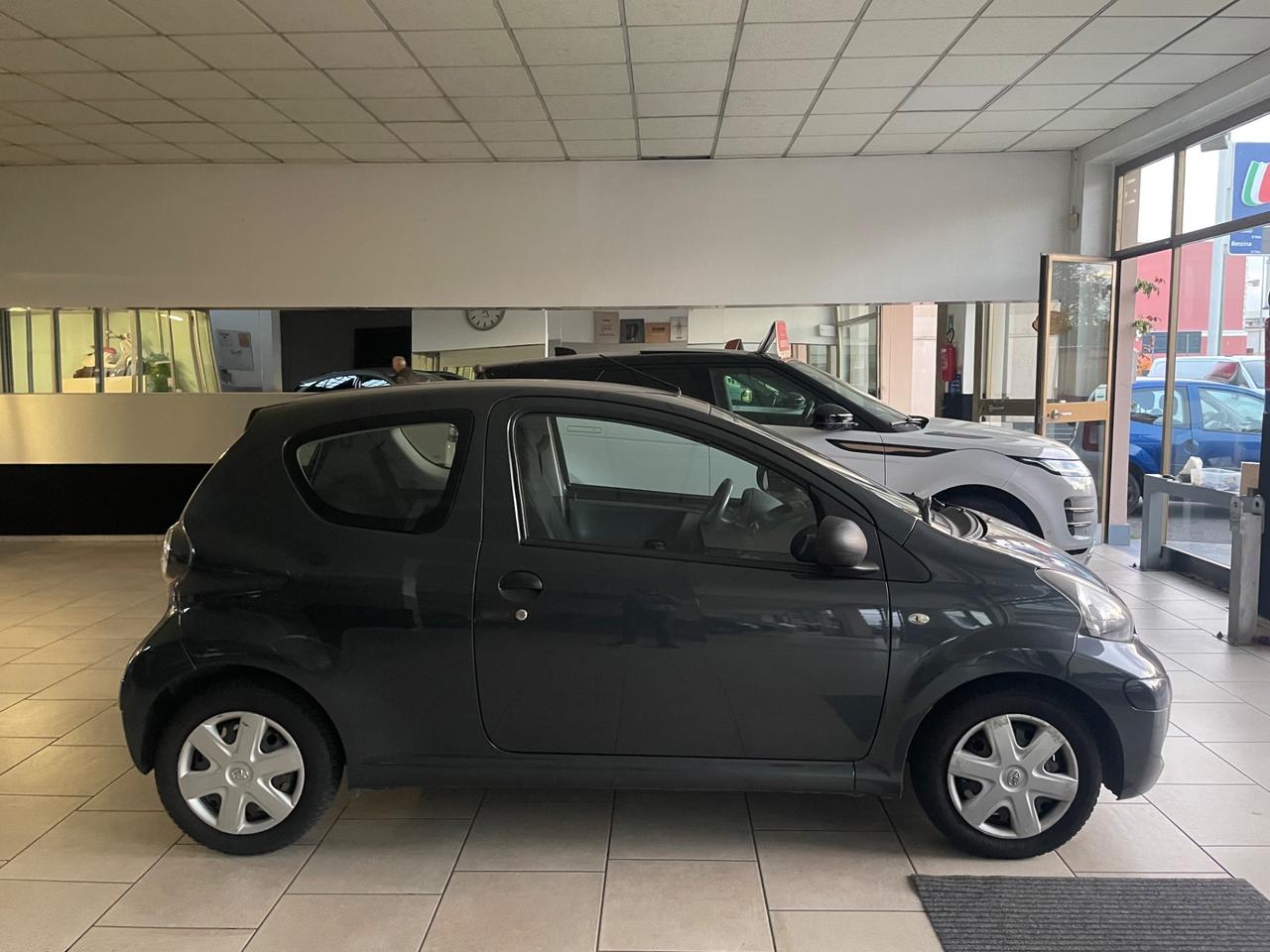Toyota Aygo 1.0 12V VVT-i 3 porte Now - Nessun vincolo -