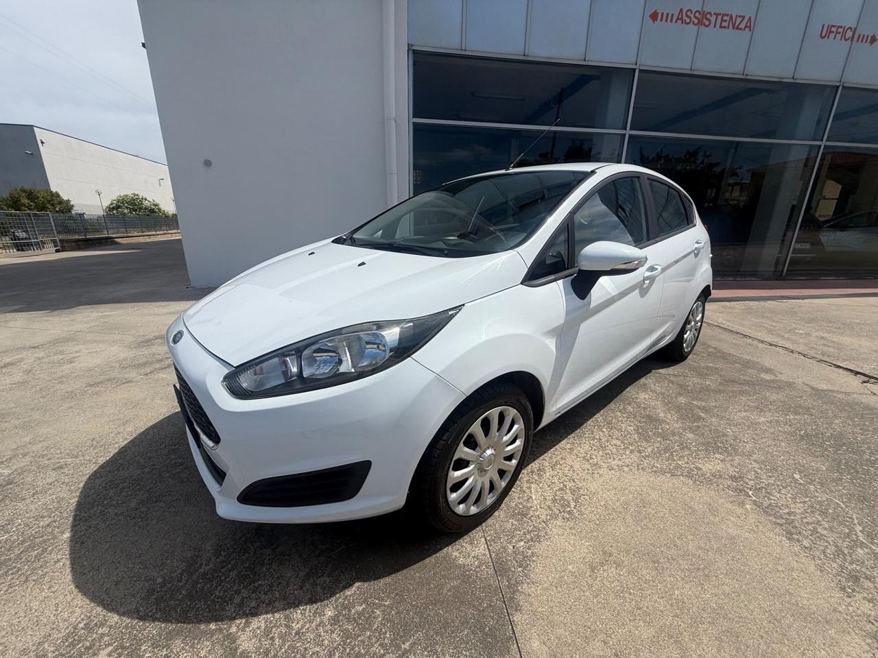 Ford Fiesta 1.2 60CV 5 porte Black & White Edition