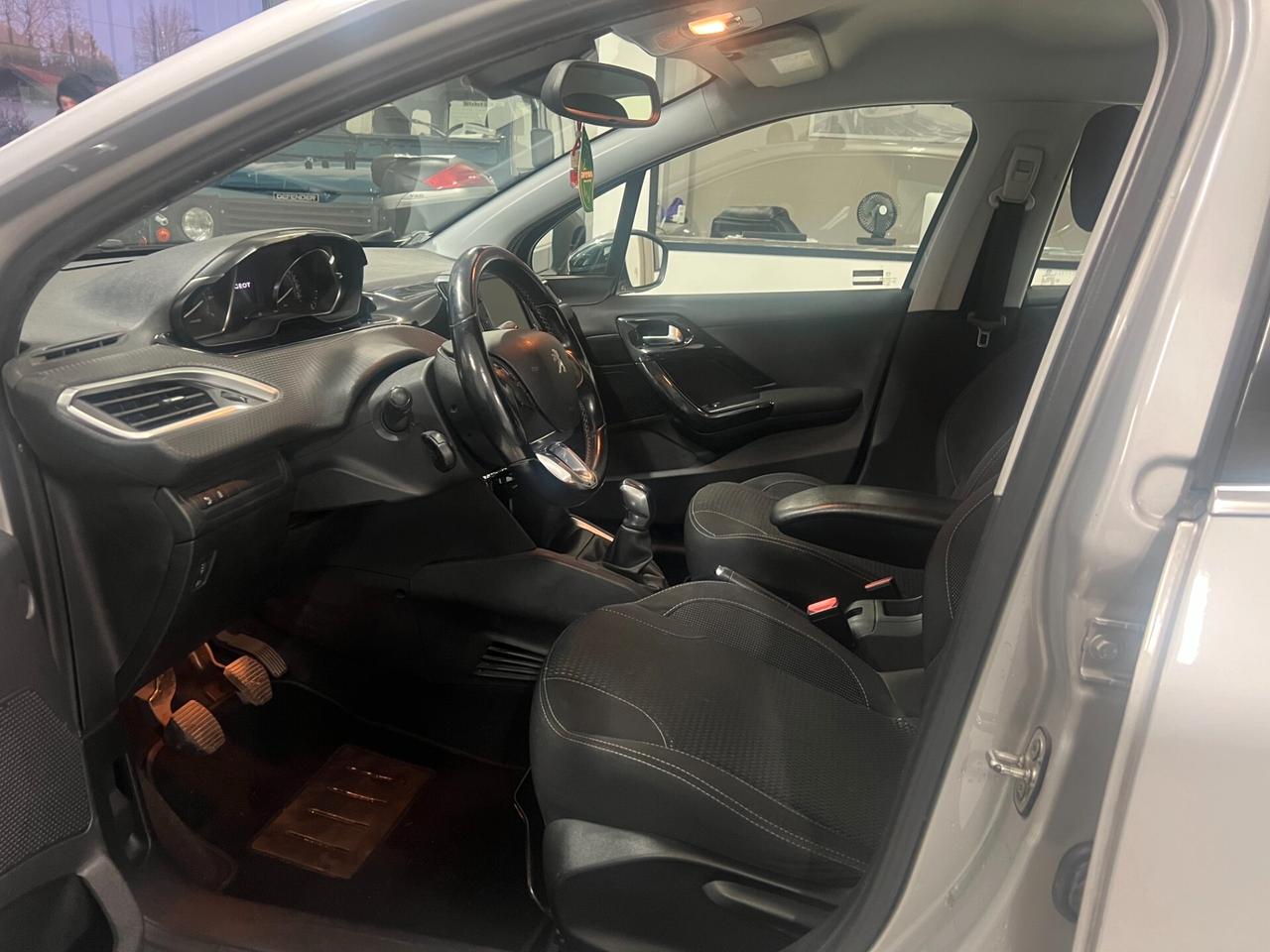 Peugeot 208 PureTech 82 5 porte Active