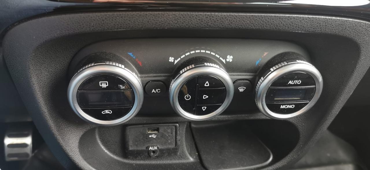 Fiat 500L 1.6 Multijet 105 CV Trekking