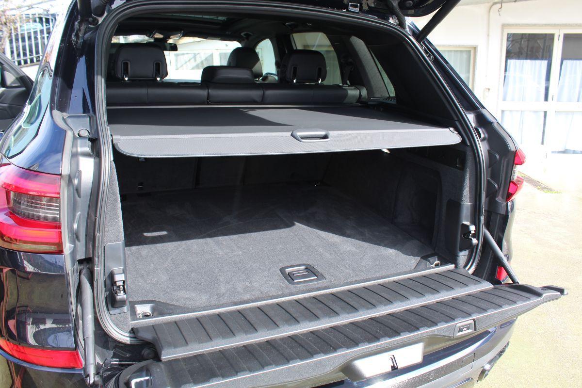 BMW - X5 - xDrive40d 48V Msport