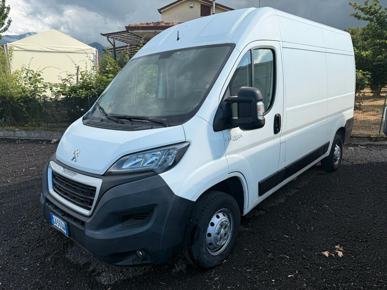 Peugeot Boxer 330 2.2 BlueHDi 140 S&S PC-TN Furgone