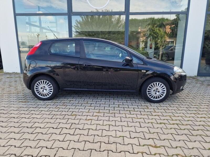 FIAT Grande Punto 1.2 Active Neopatentato