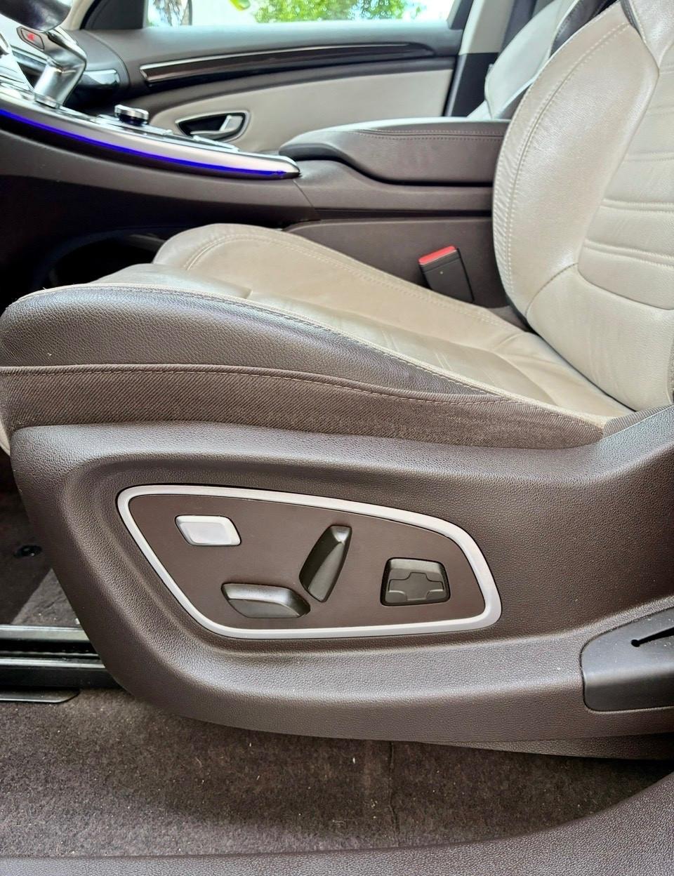 Renault Espace Blue dCi 160CV EDC Executive 4Control