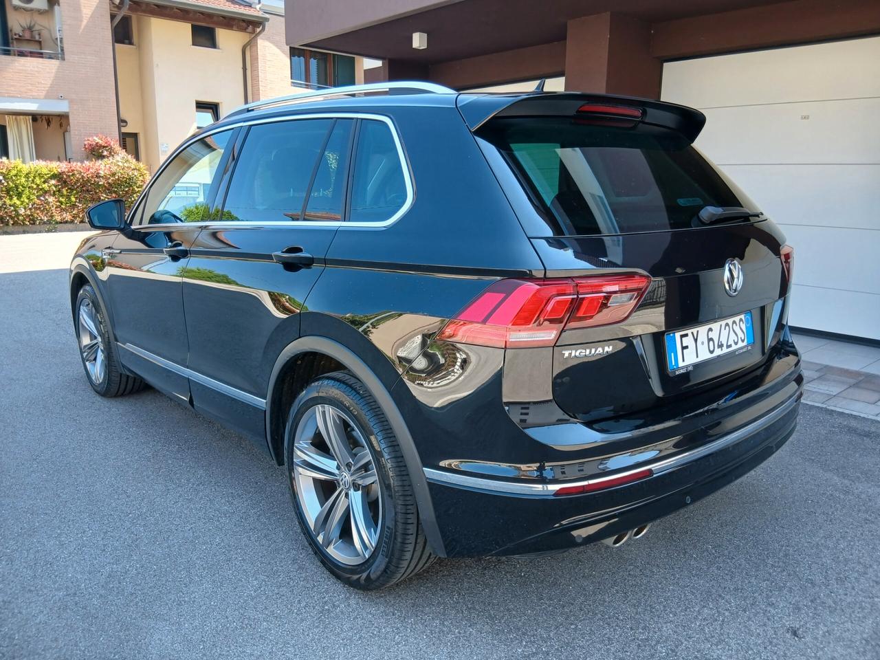 Volkswagen Tiguan 1.5 TSI Sport ACT BlueMotion Technology a € 3112 mese