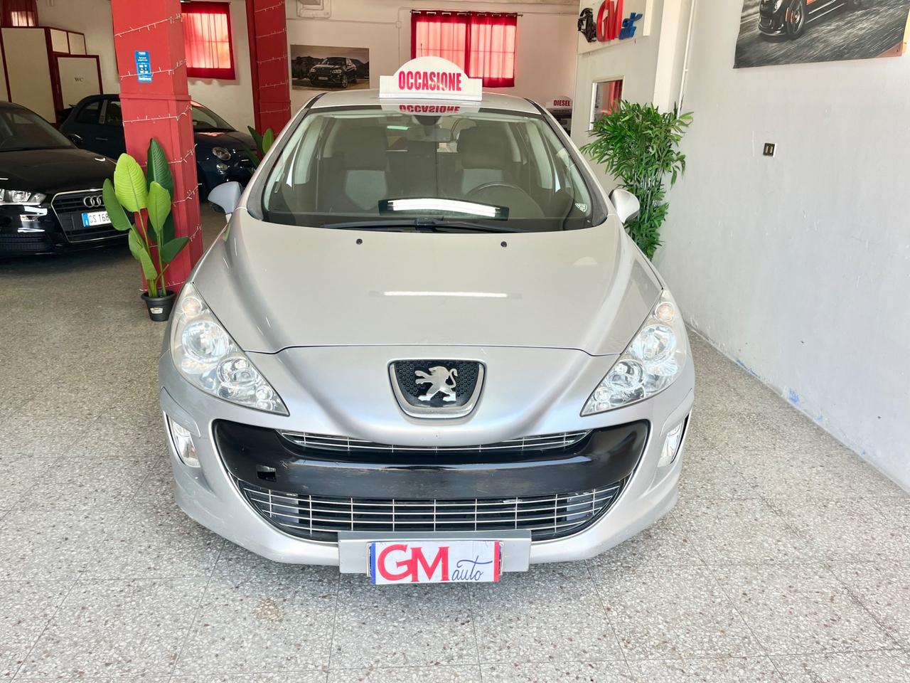Peugeot 308 1.6 VTi 120CV 5p. Active