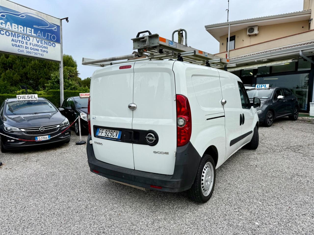 Opel Combo 1.4 Turbo EcoM Van Ok NEOPATENTATI