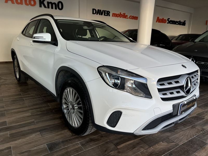 Mercedes-Benz GLA 200 d Automatic Business