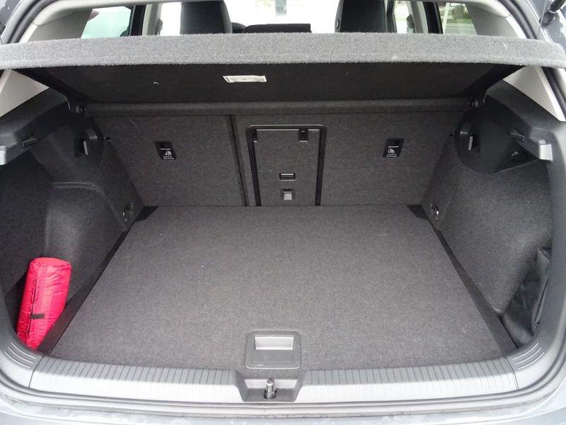 Volkswagen Golf 1.5 TSI ACT GOAL LED NAVI PDC