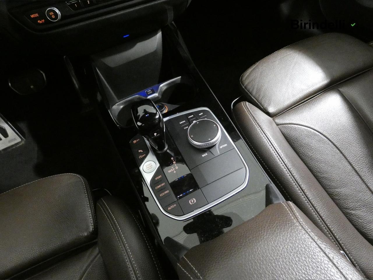 BMW Serie 1 (F40) - M 135i xDrive
