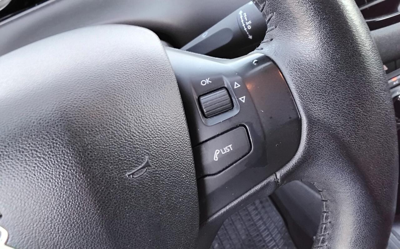 Peugeot 208 BlueHDi 75 5 porte Active