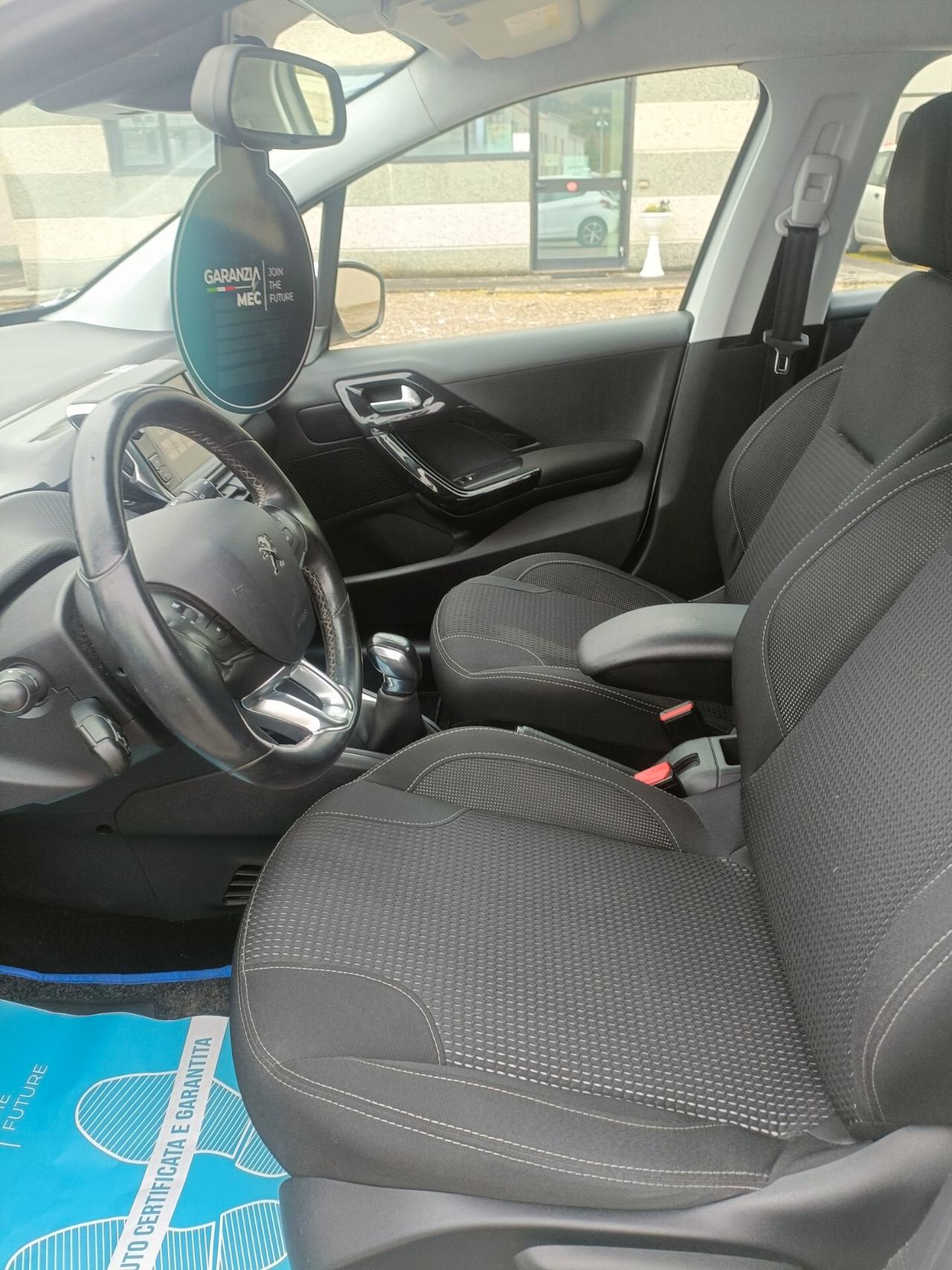 Peugeot 208 BlueHDi 75 5 porte Allure