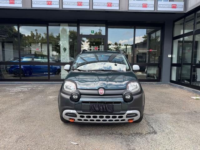 FIAT Panda 1.0 Cross FireFly S&S Hybrid Garmin