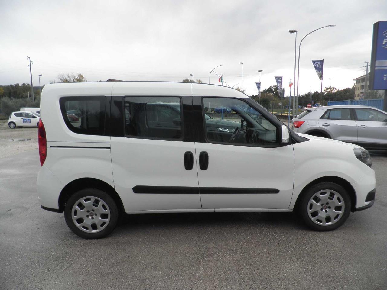 FIAT Doblo cargo combi N1 1.6 mjt 16v 120cv E6