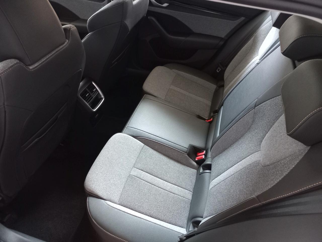 Skoda Octavia 2.0 TDI 150 CV DSG Wagon Executive