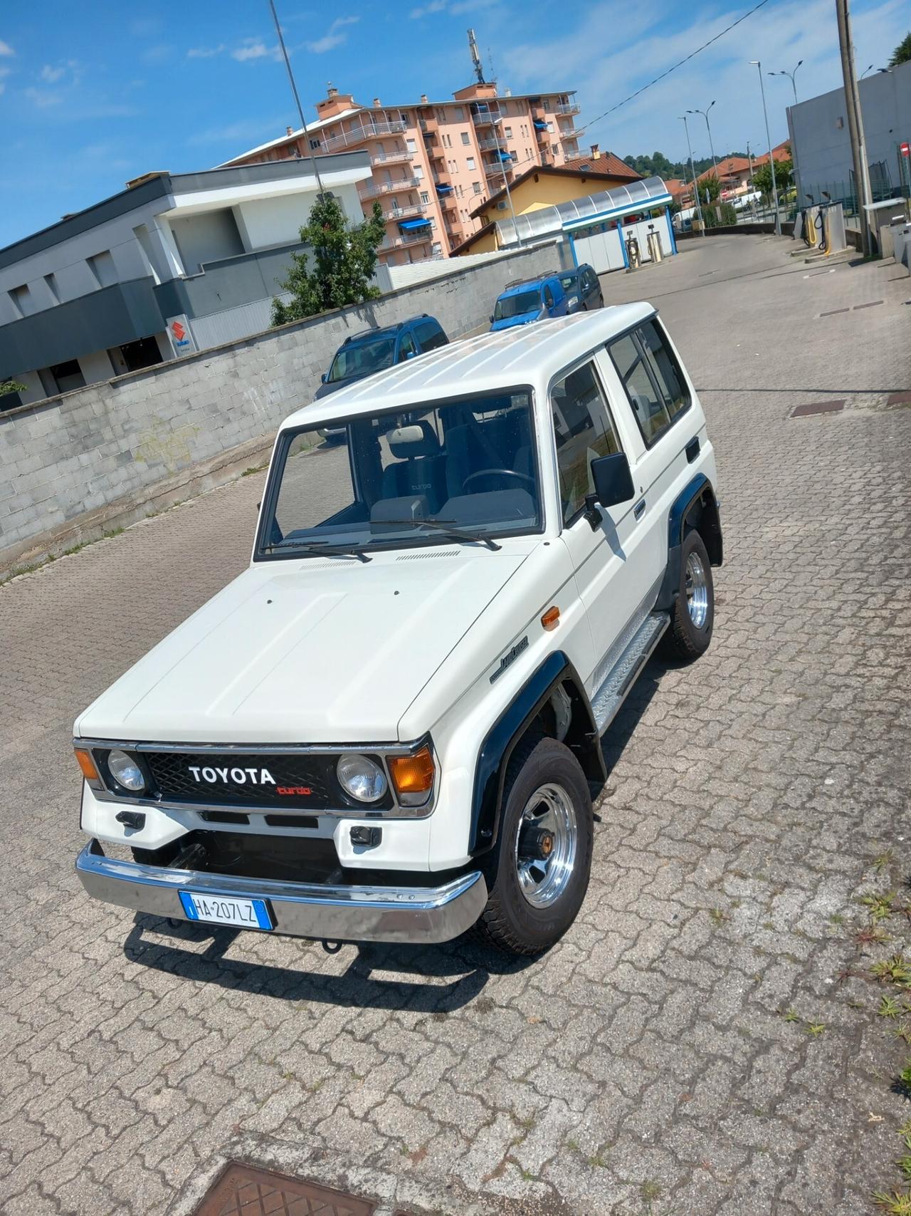 Toyota Land Cruiser II 2.4 turbodiesel SW LJ70 Special