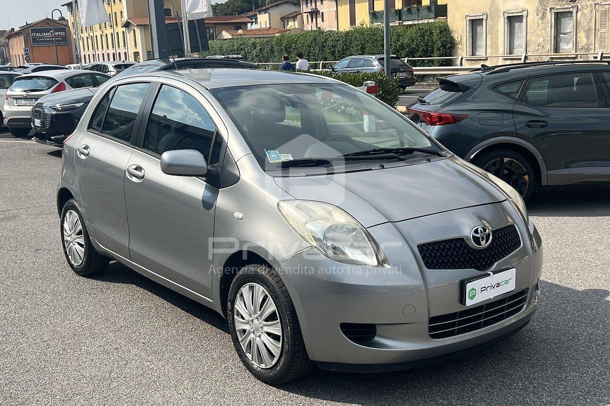 TOYOTA Yaris 1.0 5 porte Sol