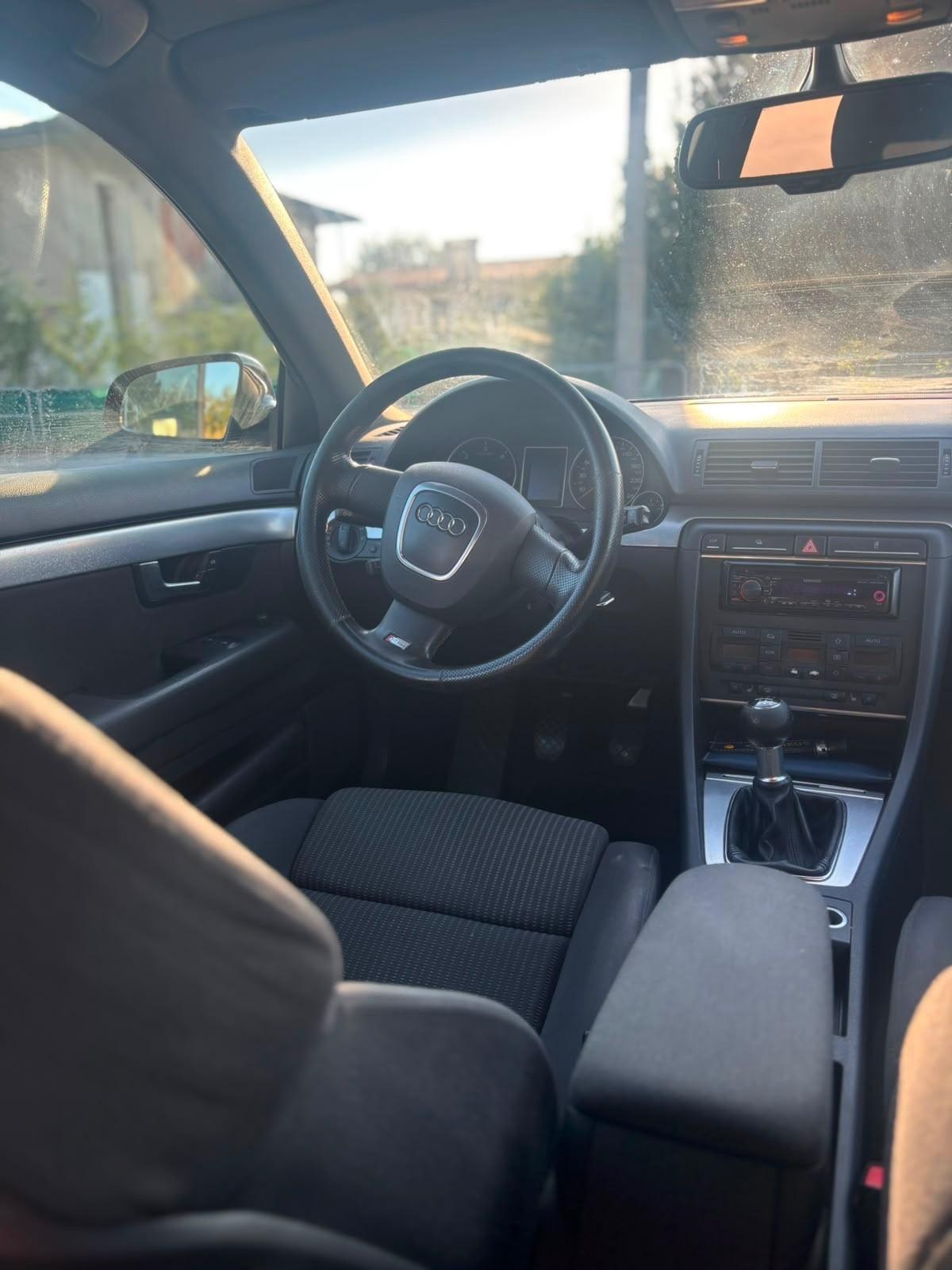 Audi A4 2.0 TDI F.AP. Avant quattro Top plus