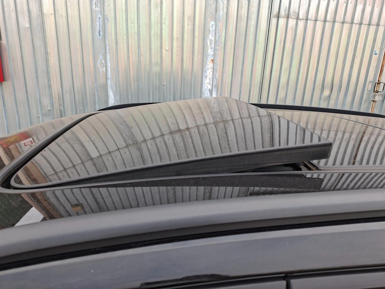 Audi A4 2.0 TDI 150 CV S tronic Total Black TETTO