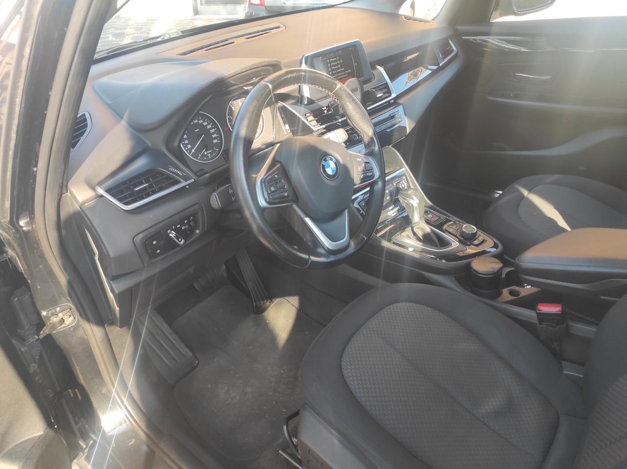 Bmw 2er Active Tourer 216d Active Tourer Advantage