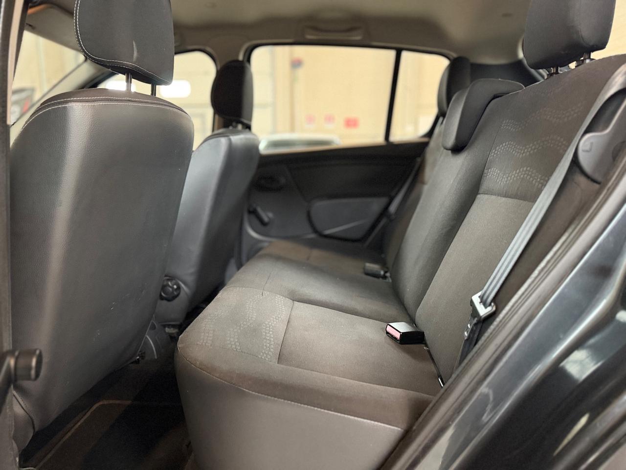 Dacia Sandero Stepway 1.6 8V GPL 85CV NEOPATENTATI