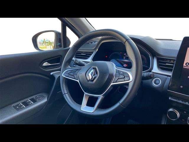 Renault Captur 1.6 E-TECH Hybrid Techno 145 auto