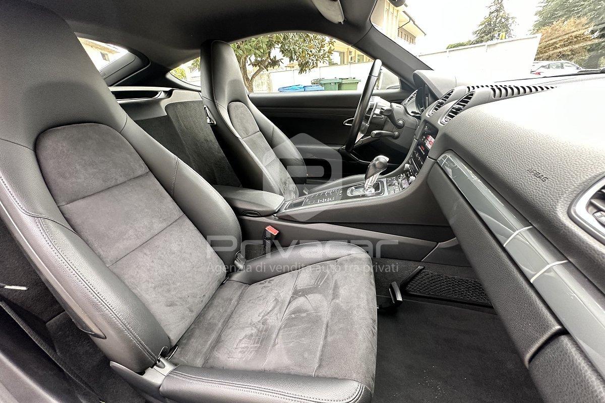 PORSCHE 718 Cayman 2.0