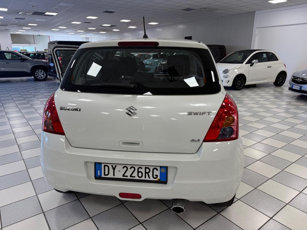 Suzuki Swift 1.3 4x4 5p. GL