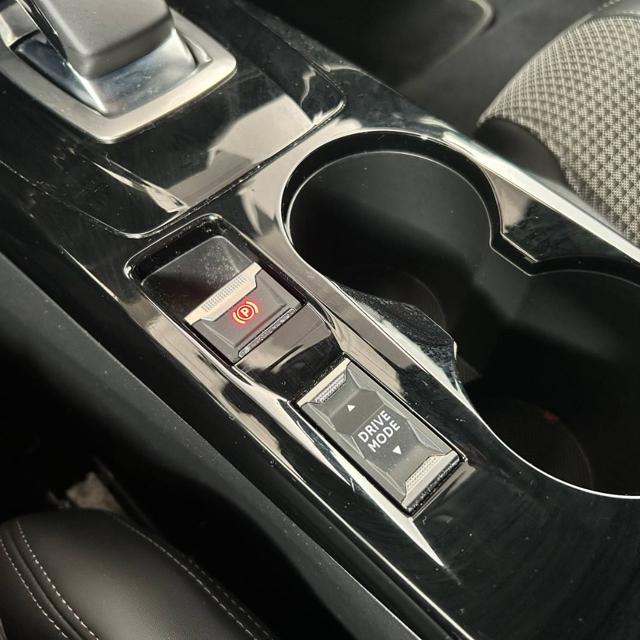 PEUGEOT 2008 motore elettrico 136 CV GT TETTO APRIBILE
