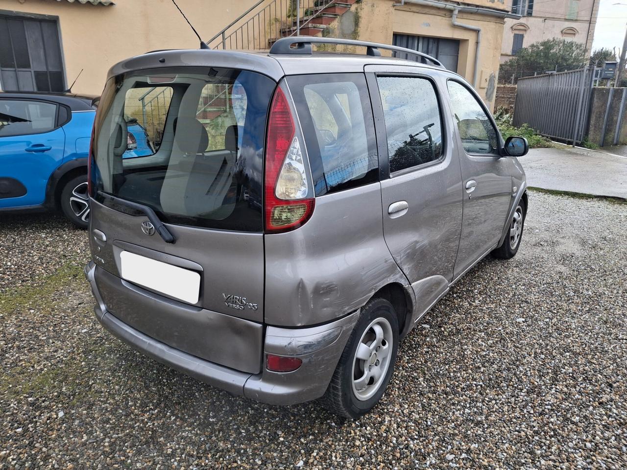 Toyota Yaris Verso 1.3i 16V cat Sol '03