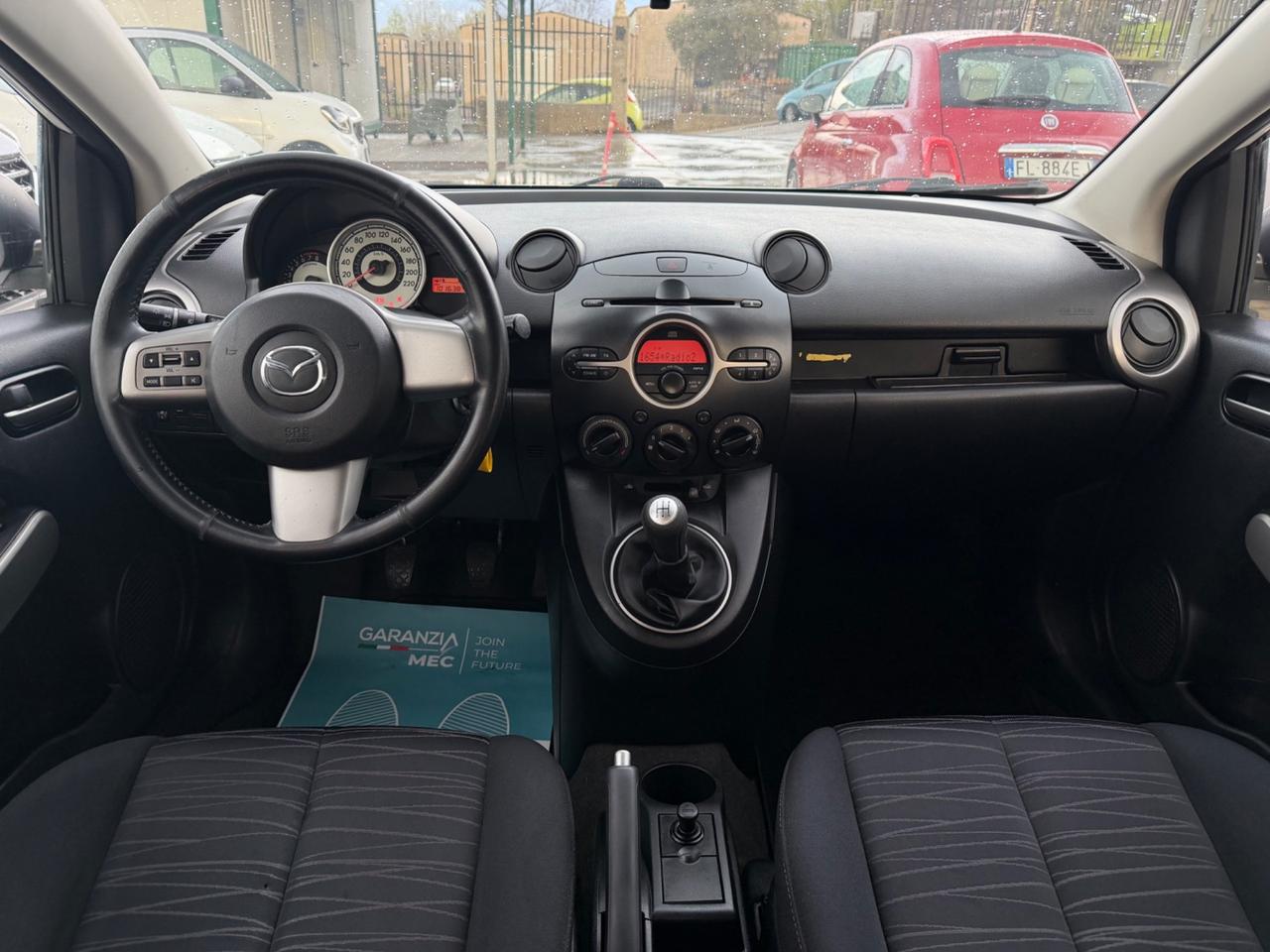 Mazda 2 1.3 86CV Play / 101.000KM