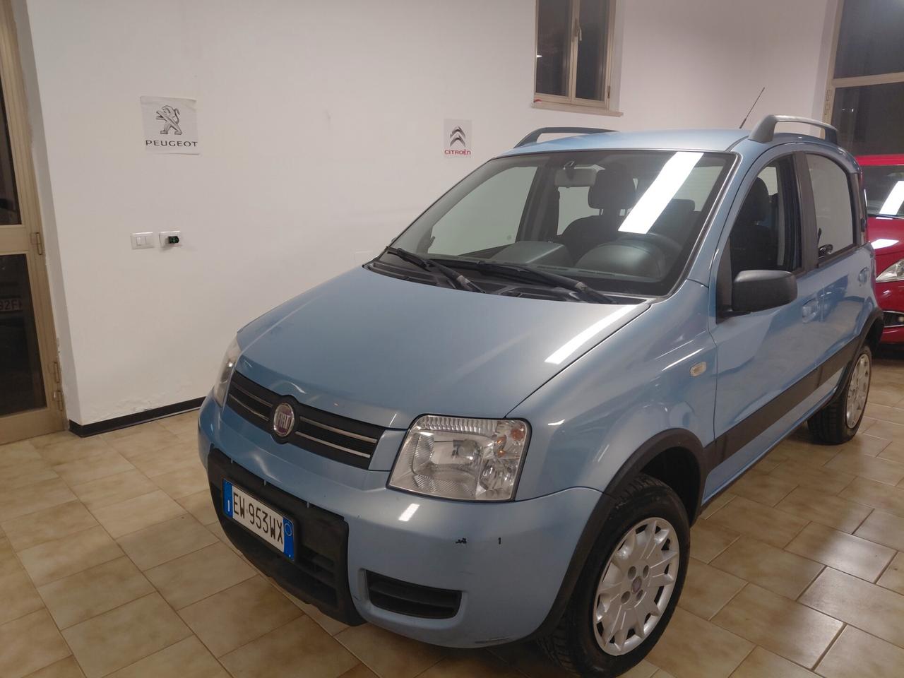 FIAT PANDA ANNO 2007 BZ 1.2 ATRAZIONE 4X4 ADATTA NEOPATENTATI KM 132 MILA